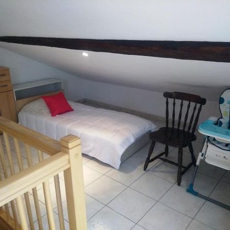 Appartement En Location Touristique Pour 4 Personnes Docelles Ngoại thất bức ảnh